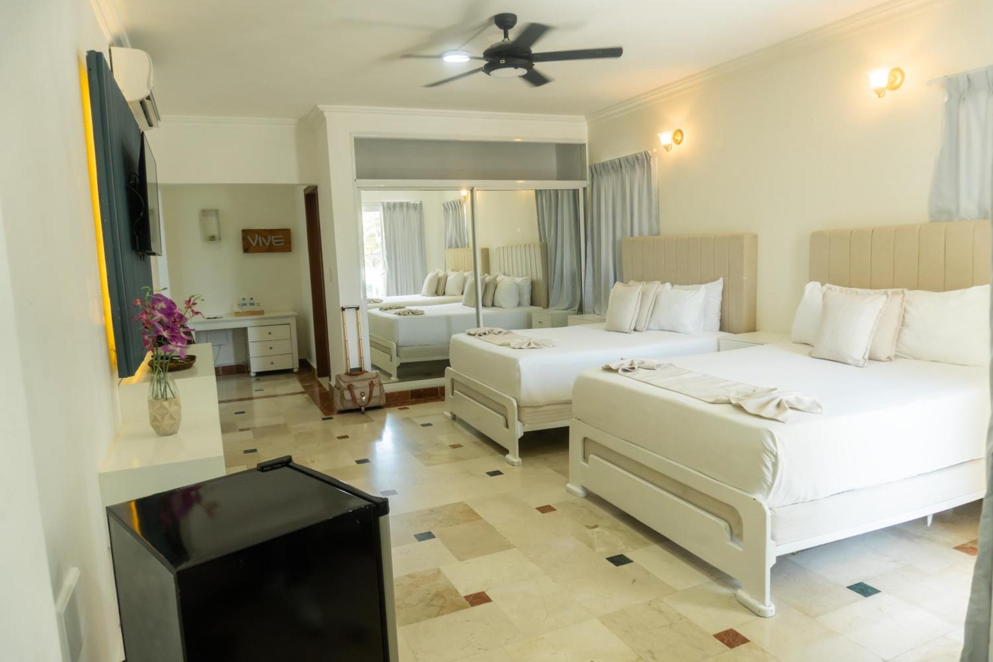 Green Coast Hotel Punta Cana Exterior photo