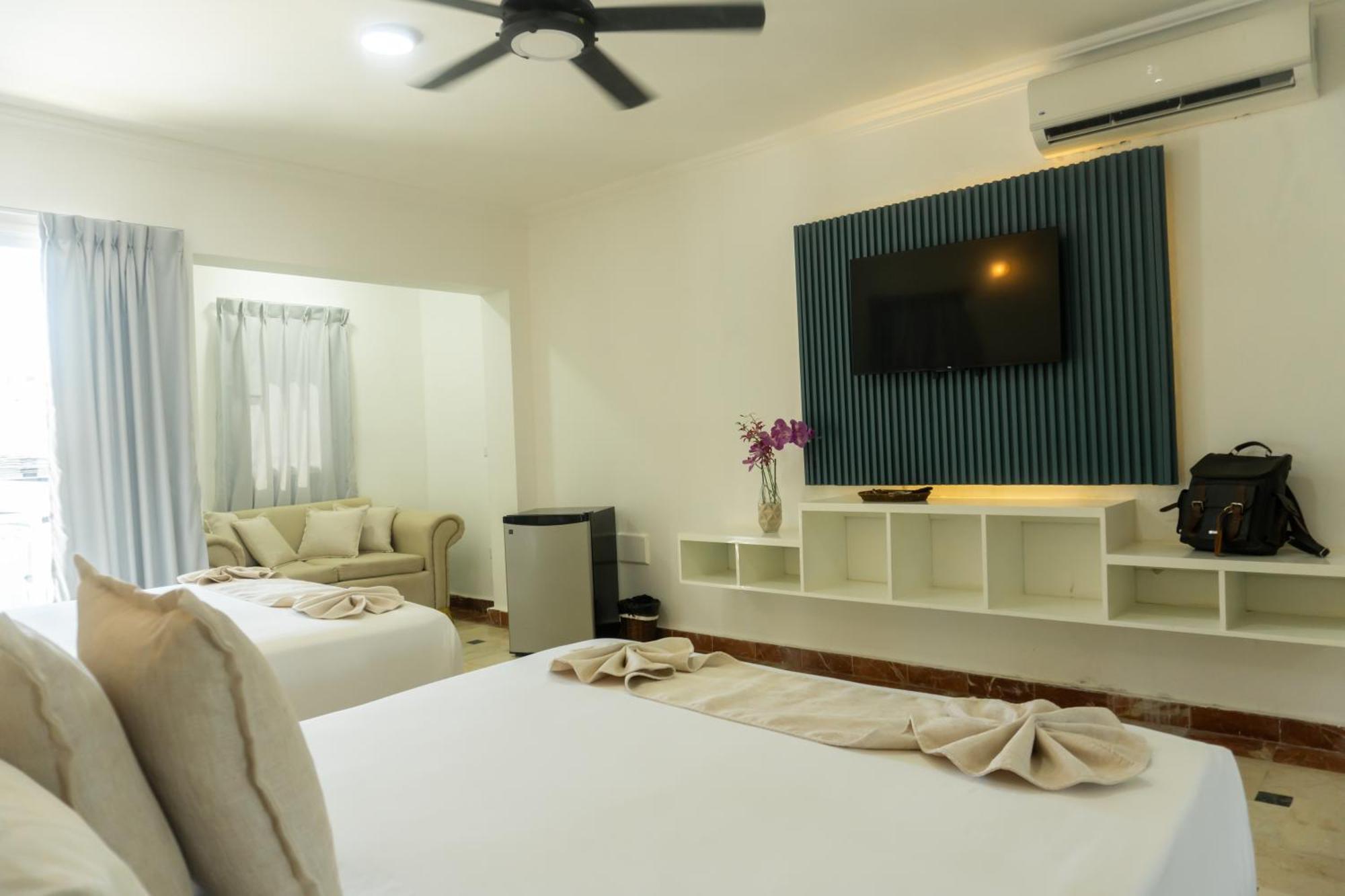 Green Coast Hotel Punta Cana Exterior photo